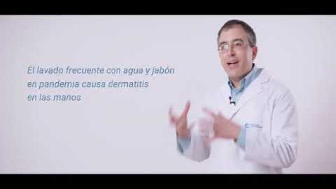 Tengo dermatitis en las manos. Creo que por usar tanto jabón, ¿puede ser, doctor?