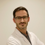 Dr. Daniel Costa