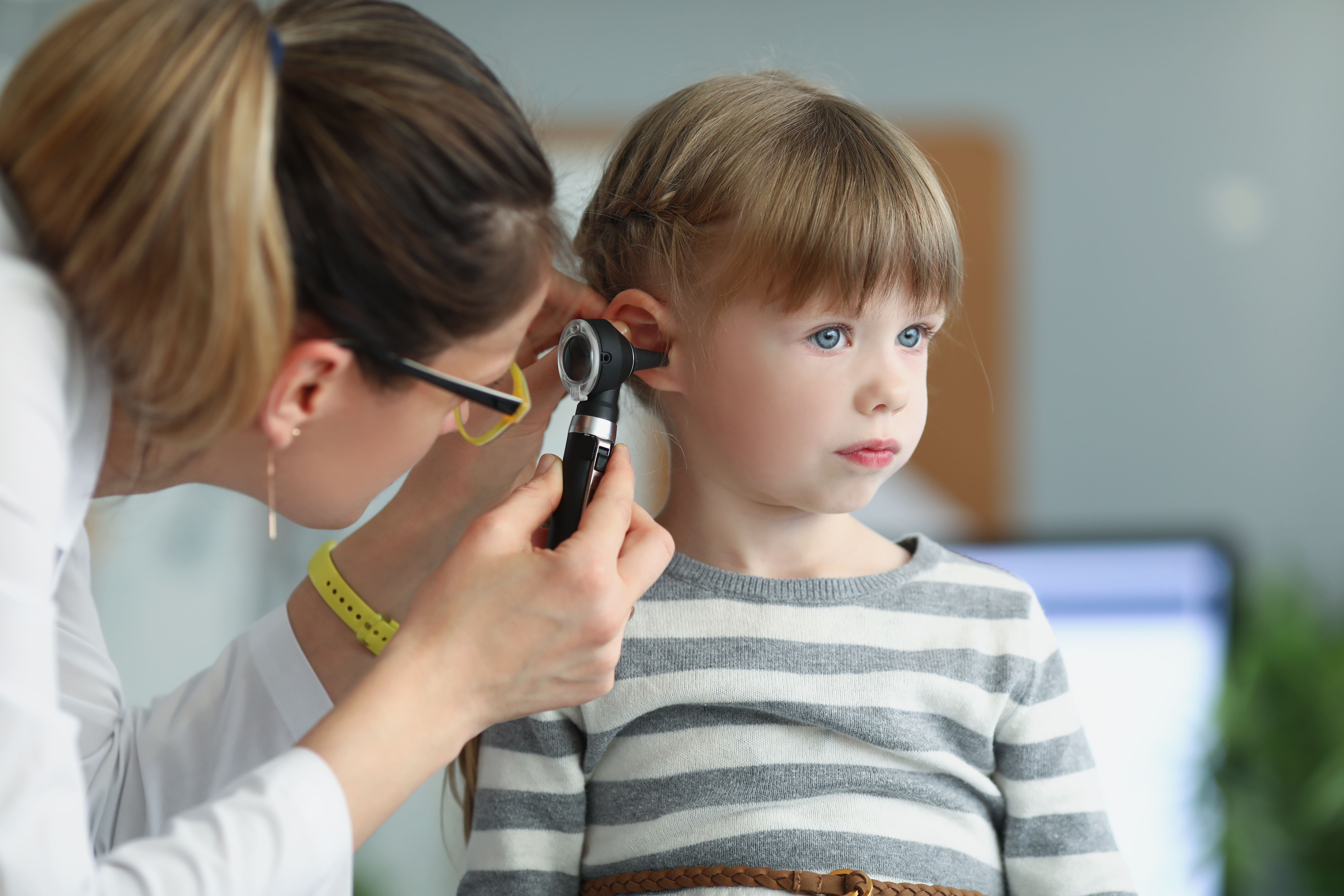 Otitis infantil: Síntomas, diagnóstico y guía de tratamiento