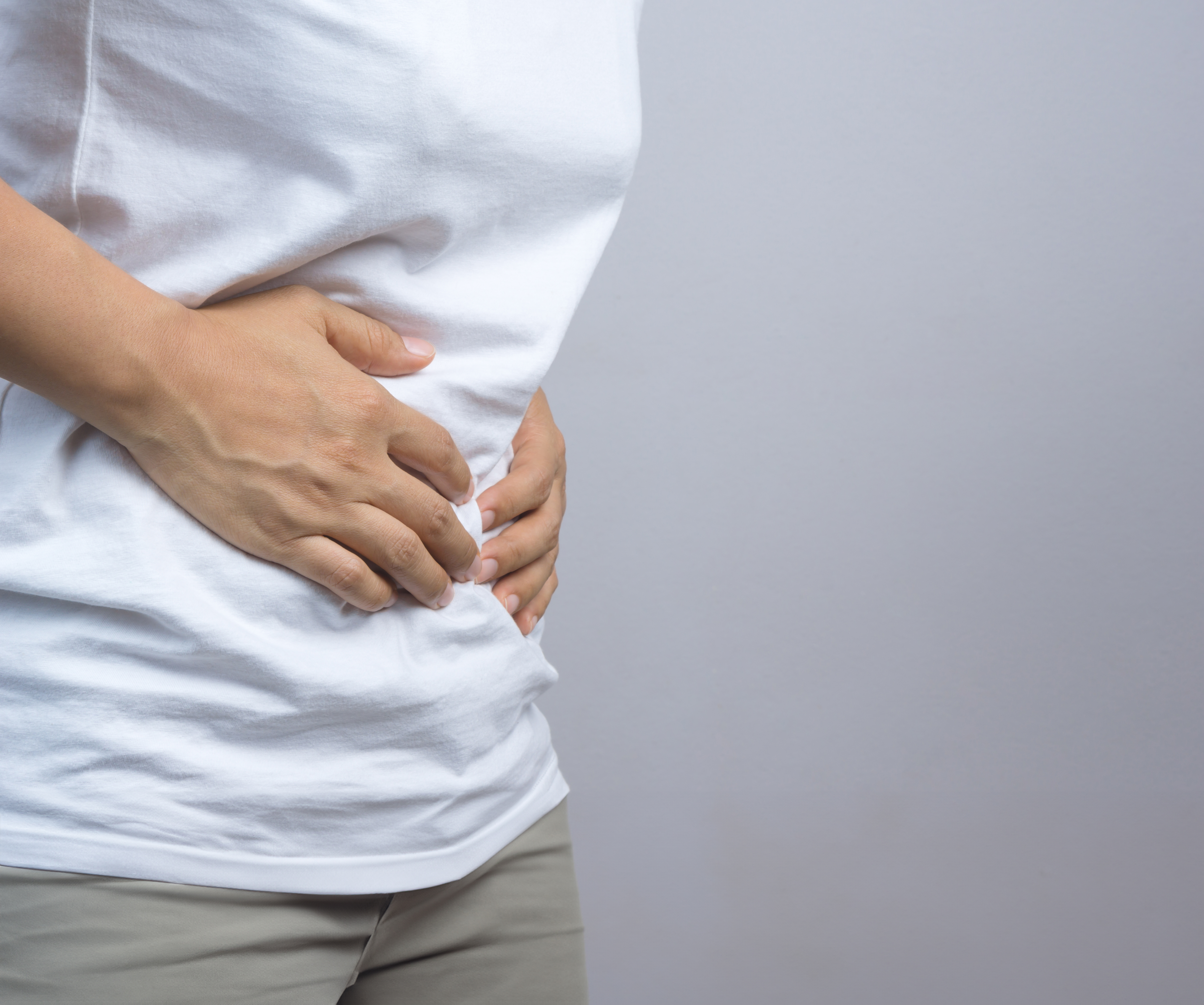 Digestions pesades a l'estiu: causes i solucions
