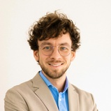 Dr. Miralles Escudero