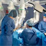 Tradueix Cómo la cirugía robótica está transformando la experiencia del paciente   Com la cirurgia robòtica està transformant l'experiència del pacient