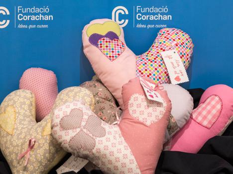 Cojines solidarios para pacientes con cáncer de mama