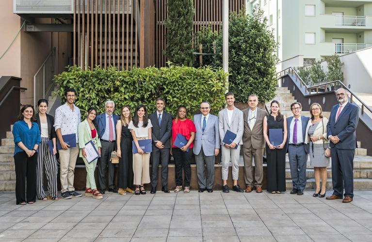 Becas Fundació Corachan