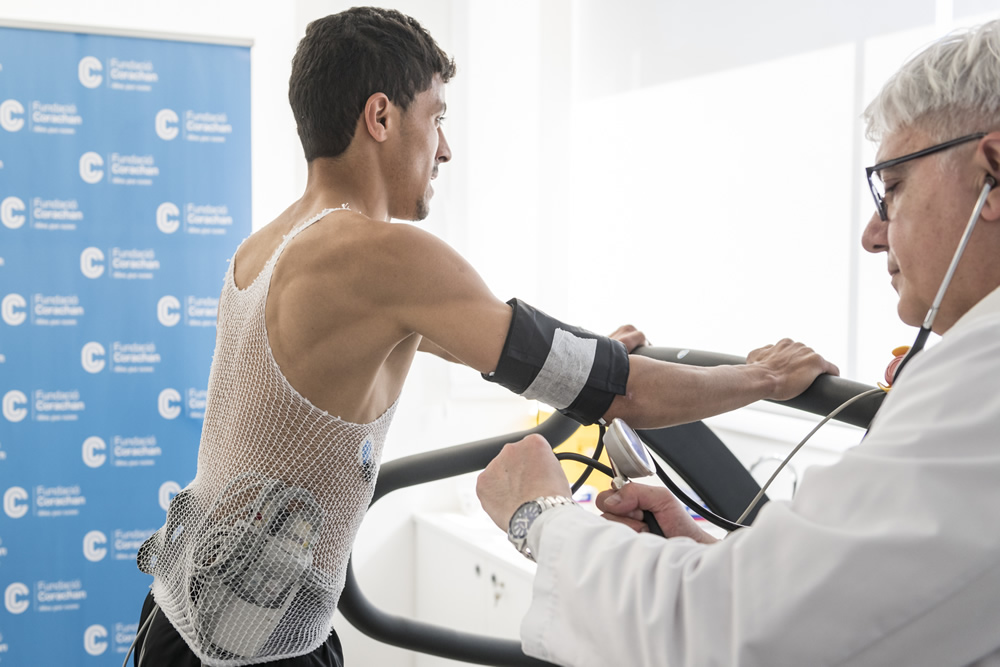 Revisions mèdiques a joves esportistes Clínica Corachan Revisions mèdiques a joves esportistes Clínica Corachan